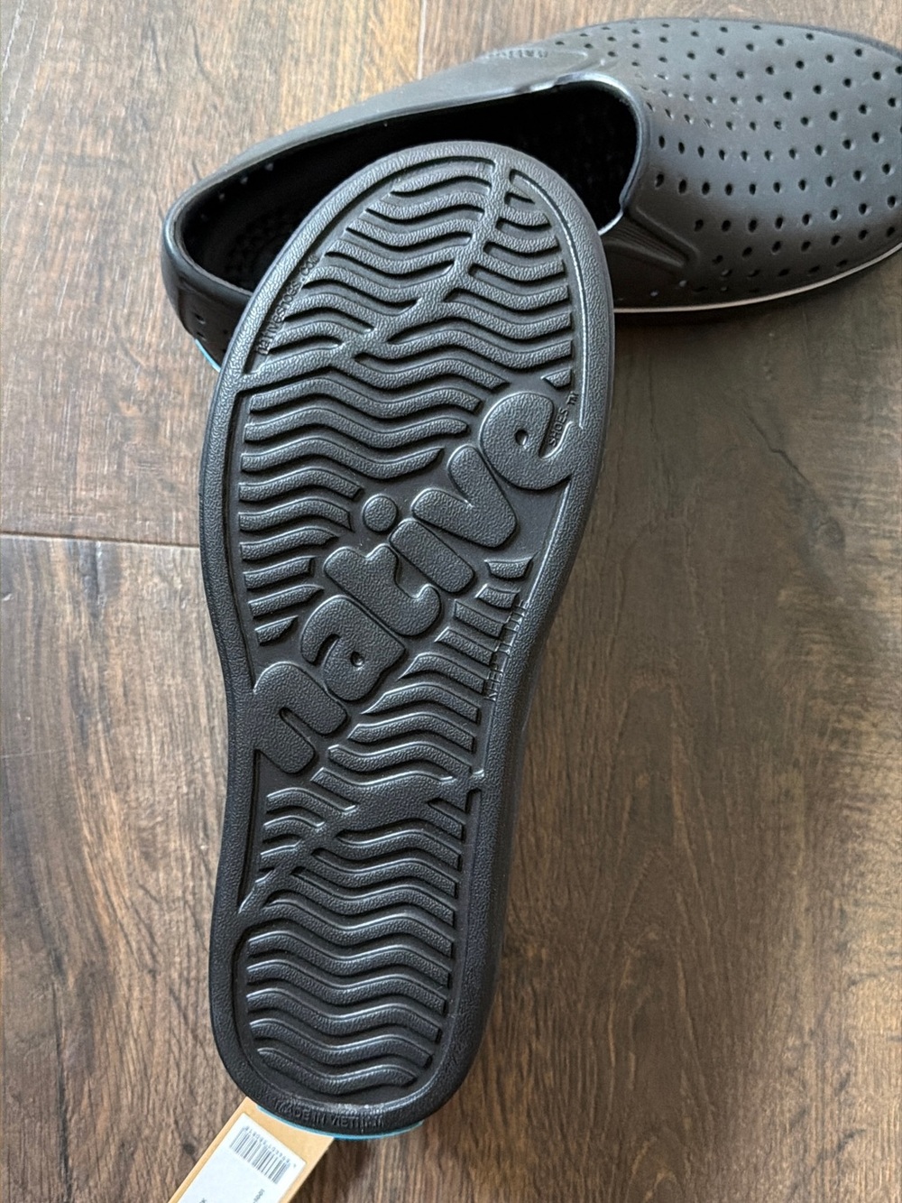 NWT Native Miles Slip On | Jiffy Black | Size: Men’s 7 / Women’s 9 - Picture 7 of 9